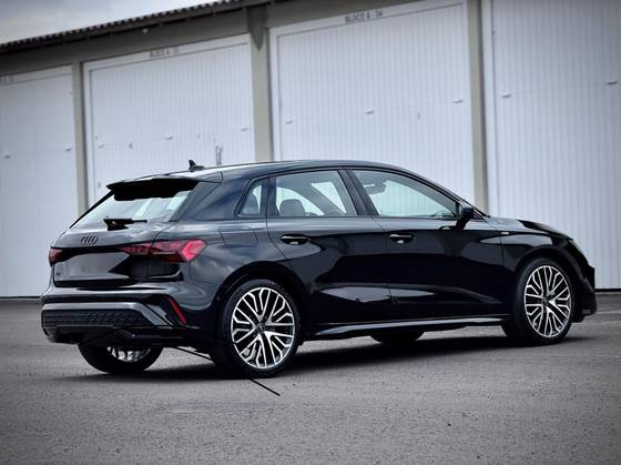 AUDI A3 2.0 40 TFSI GASOLINA SPORTBACK PERFORMANCE BLACK S-TRONIC AUDI A3 2.0 40 TFSI GASOLINA SPORTBACK PERFORMANCE BLACK S-TRONIC